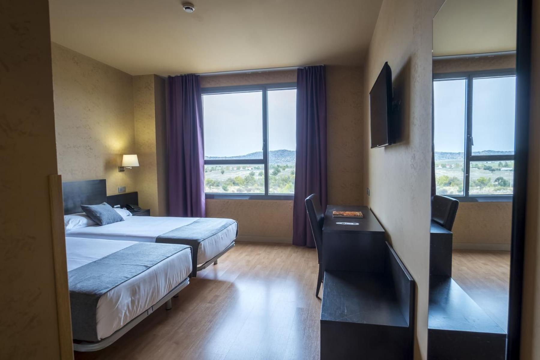 Alda El Espinar Hotel Bagian luar foto