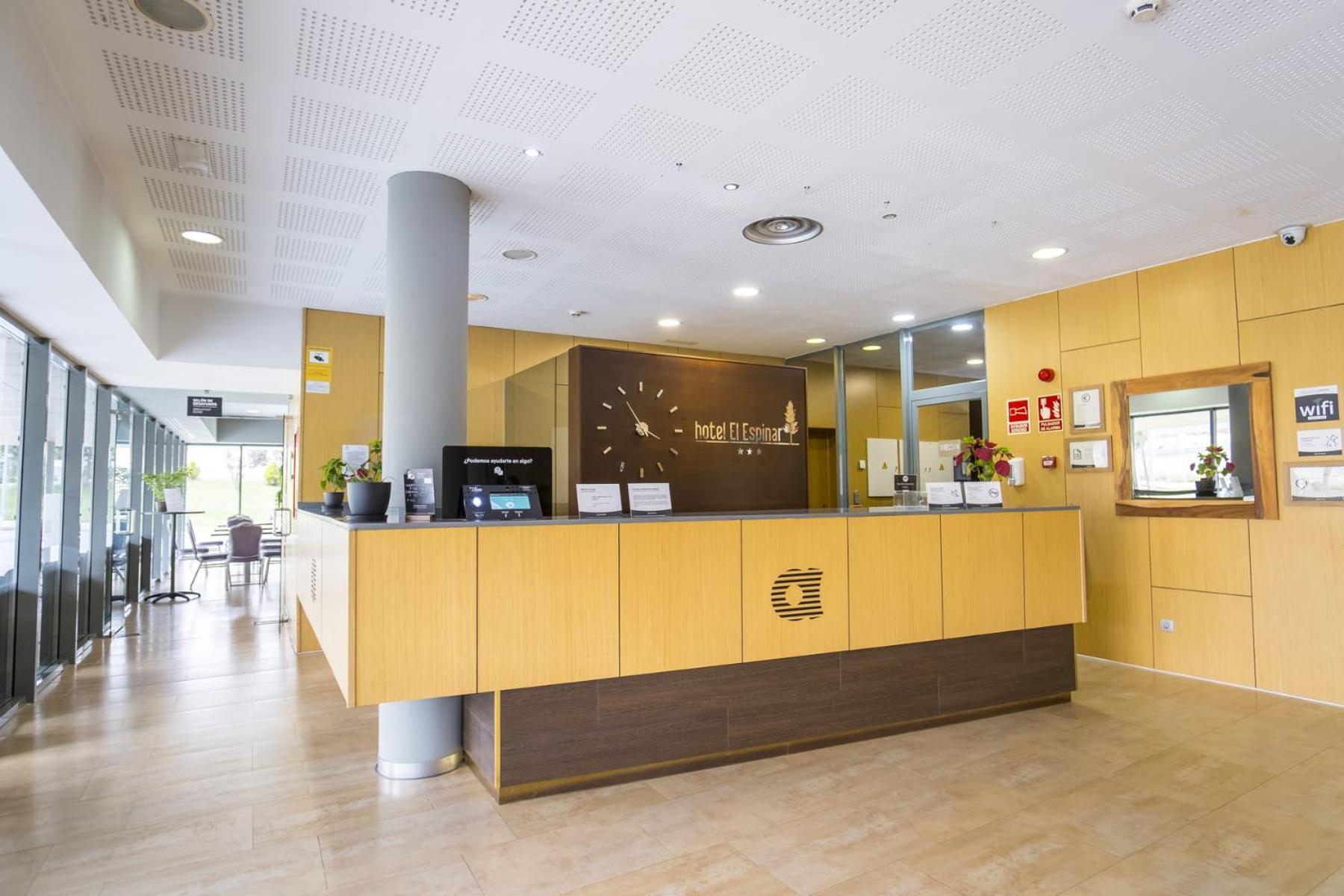 Alda El Espinar Hotel Bagian luar foto